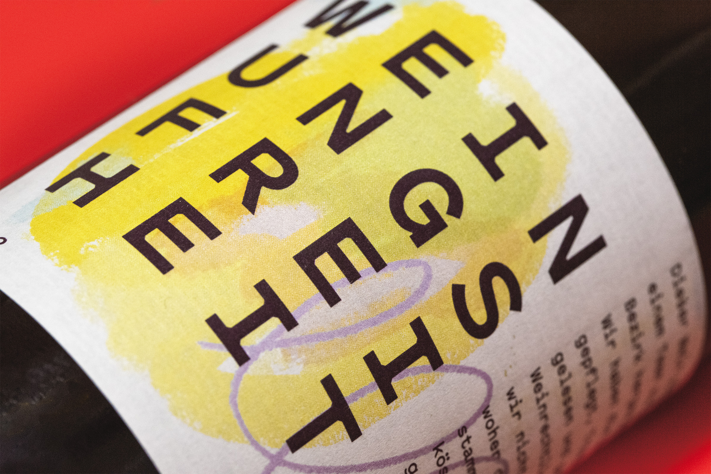 Closeup Weißweinlabel, Weinungsfreiheit, studio_upstruct