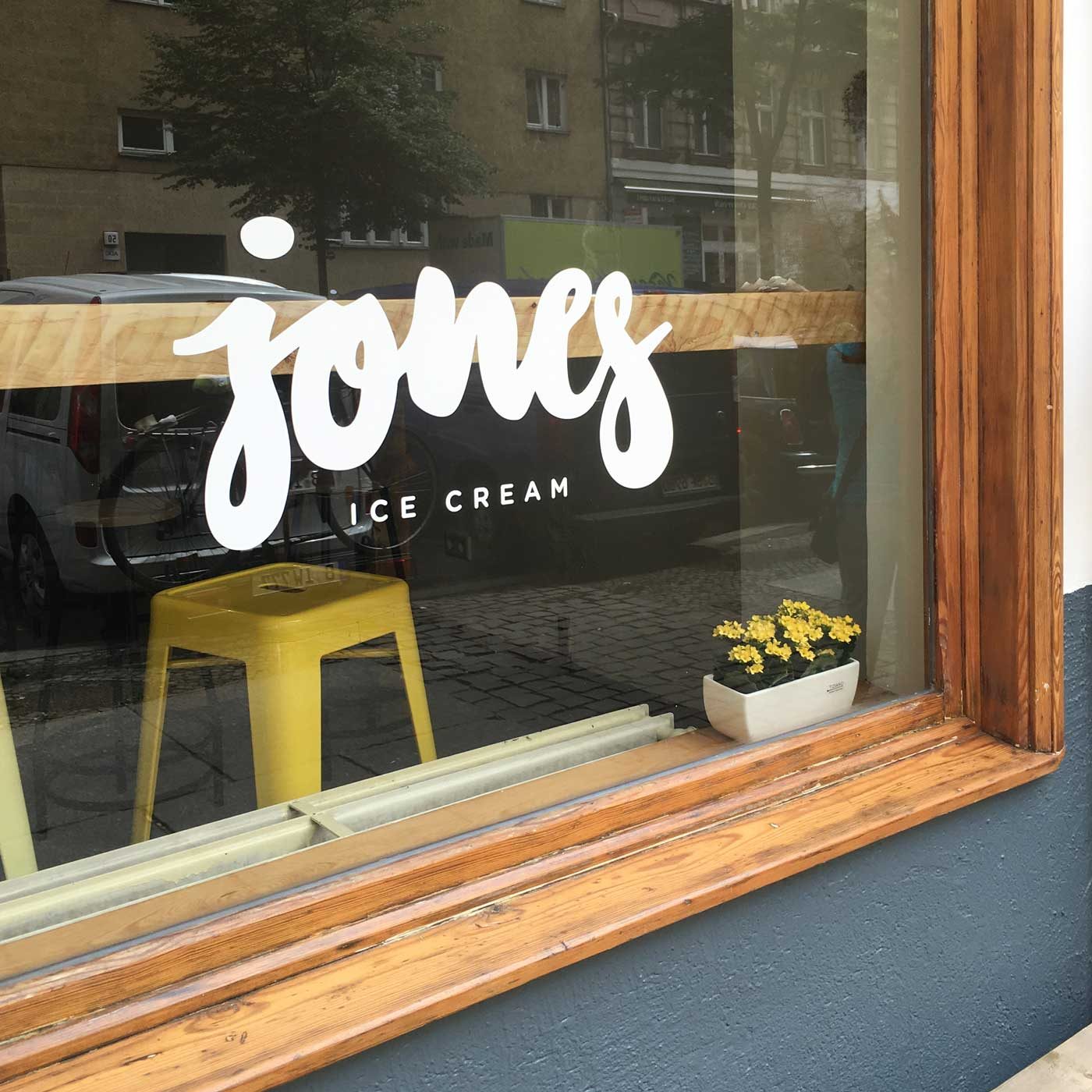 Jones Ice Cream – Logo by upstruct