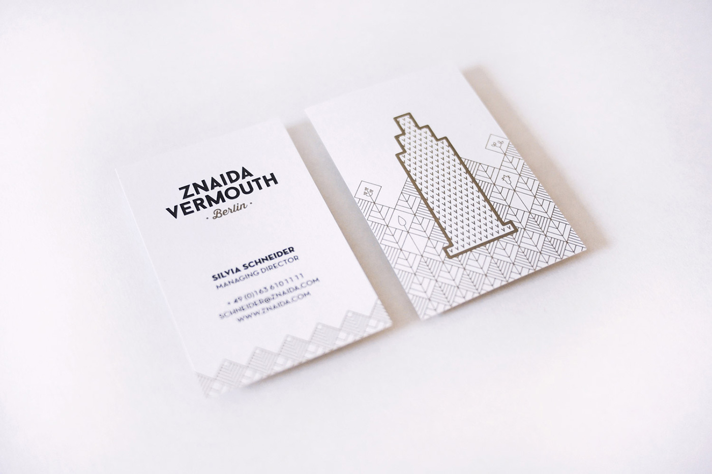 ZNAIDA vermouth design by upstruct